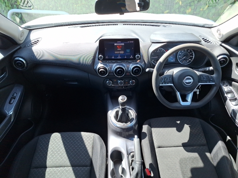 Nissan Juke 1.0 Dig-t 114 Acenta SK23JKZ White #3