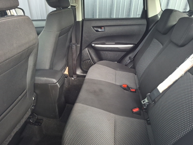 Suzuki Vitara 1.0 Boosterjet Sz4 KM19HEV White #6