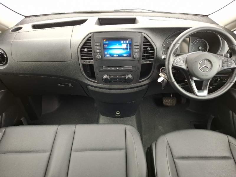 Mercedes-Benz Vito 114 Cdi Pro 9-Seater 9G-tronic KN24XYC White #3
