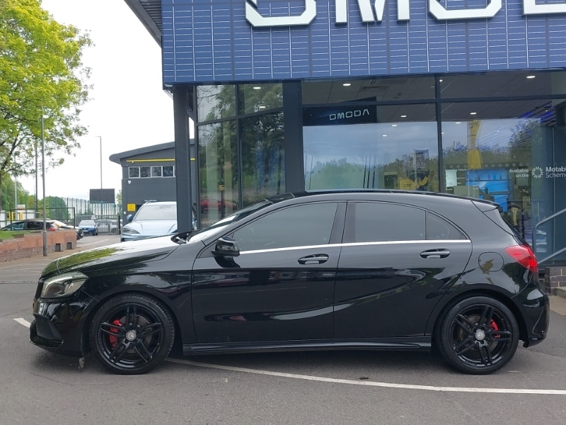 Mercedes-Benz A Class A180d Amg Line Premium Plus WT16HJZ Black #4