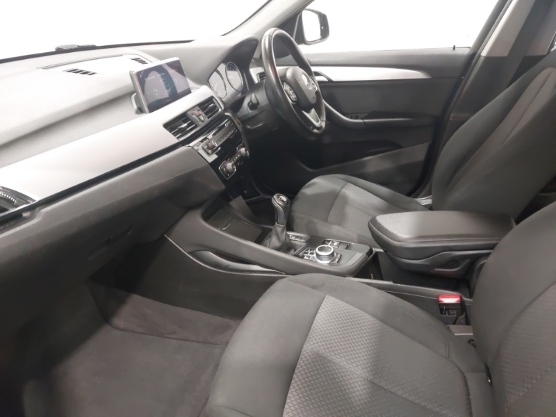 BMW X1 Sdrive 18I Se Blue #5