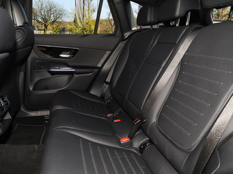 Mercedes-Benz GLC Class Glc 300E 4Matic Amg Line 9G-tronic KP75GTY Black #6