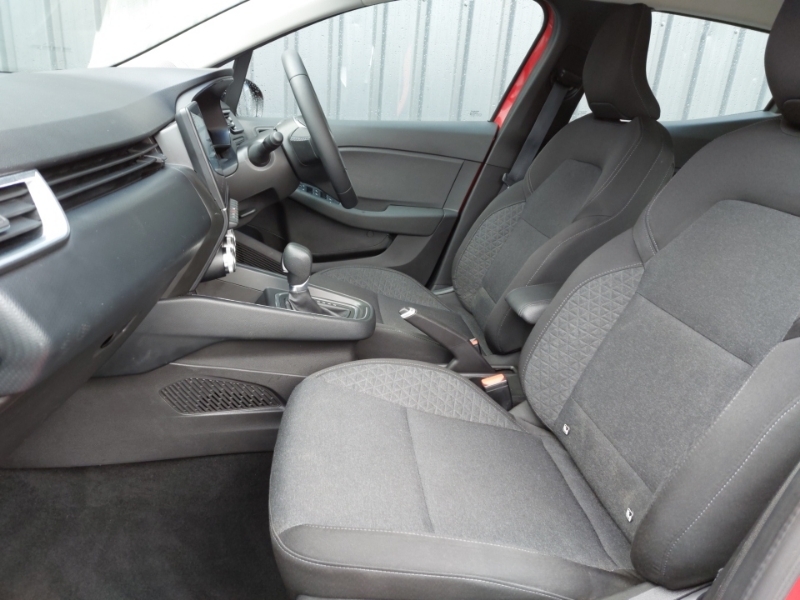 Renault Clio 1.6 E-tech Full Hybrid 145 Evolution VA72FMJ Red #5