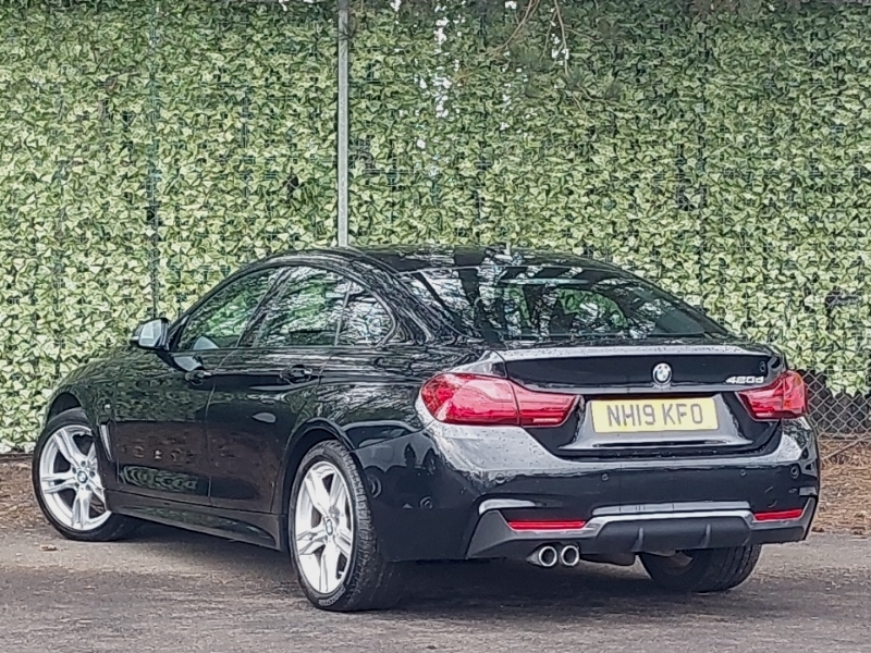BMW 4 Series 420D 190 M Sport Professional Media Black #2