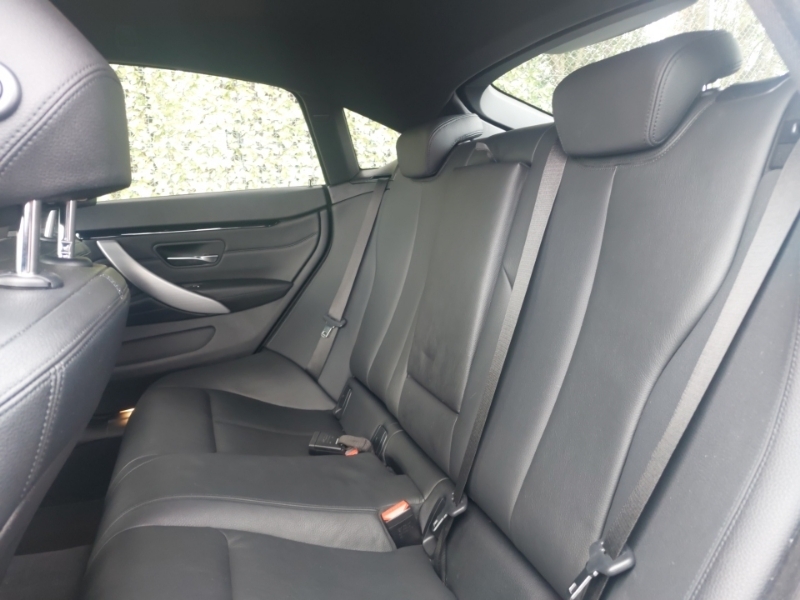 BMW 4 Series 420D 190 M Sport Professional Media Black #6