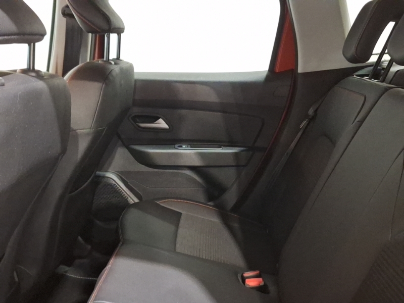 Dacia Duster 1.3 Tce 130 Extreme Se SK23APV Orange #6