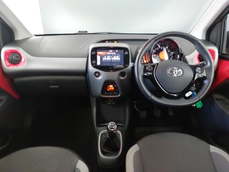 Toyota Aygo 1.0 Vvt-i X-trend Tss SA70TBU Red #3