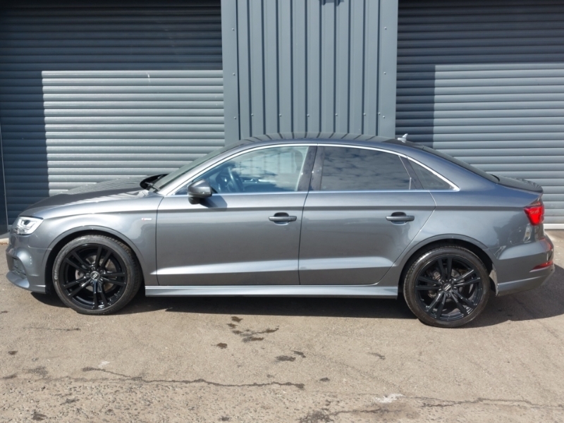 Audi A3 1.6 Tdi 116 S Line S Tronic Grey #4