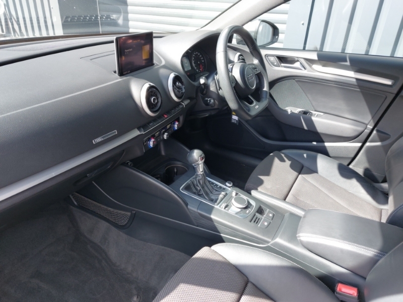 Audi A3 1.6 Tdi 116 S Line S Tronic Grey #5