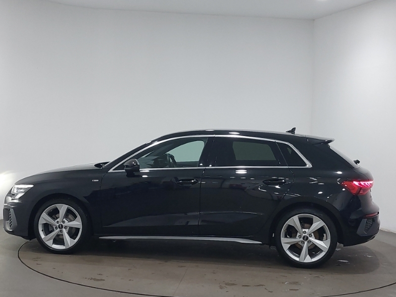 Audi A3 30 Tfsi S Line S Tronic YP23EEJ Black #4