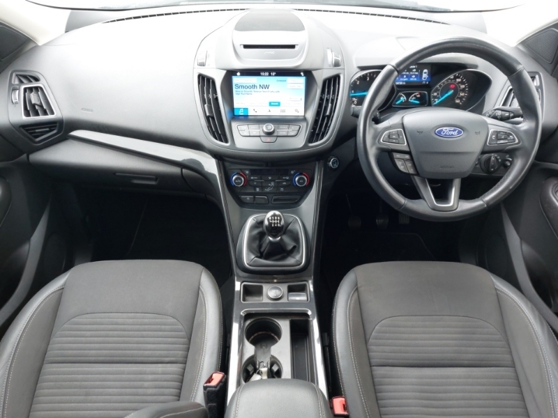 Ford Kuga 1.5 Tdci Titanium Edition 2Wd MD19UYM Black #3