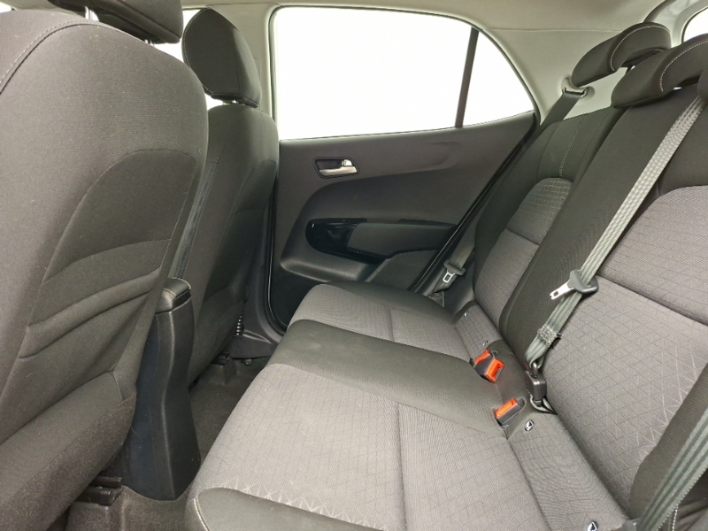 Kia Picanto 1.25 3 YT69XKX White #6