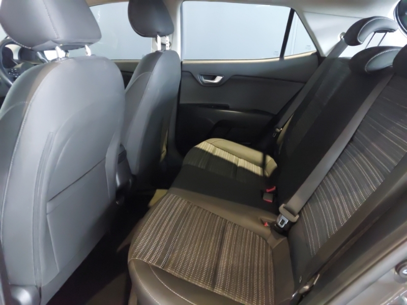 Kia Stonic 1.0T Gdi 99 2 KM23UOV Grey #6