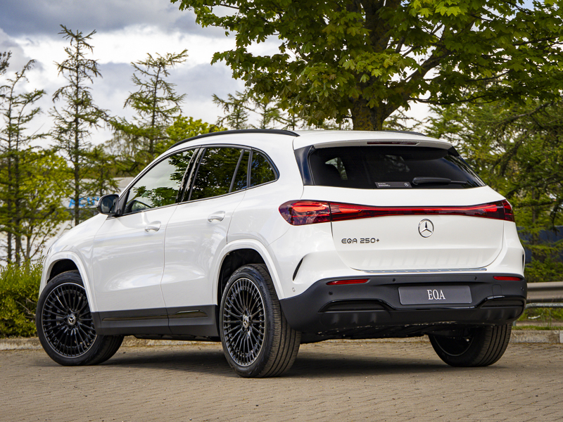 Mercedes-Benz EQA Eqa 250 140Kw Urban Edition 70.5Kwh White #2