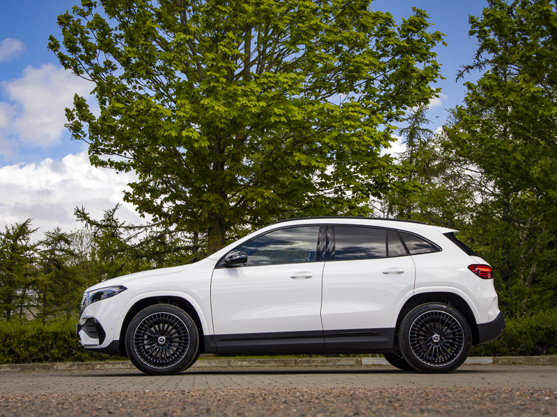 Mercedes-Benz EQA Eqa 250 140Kw Urban Edition 70.5Kwh White #4