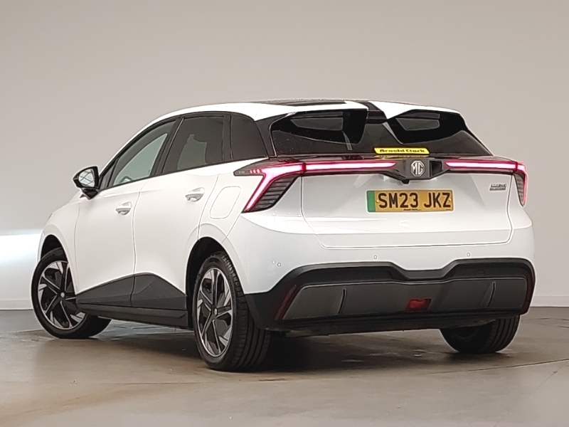 MG MG4 150Kw Trophy Ev Long Range 64Kwh SM23JKZ White #2