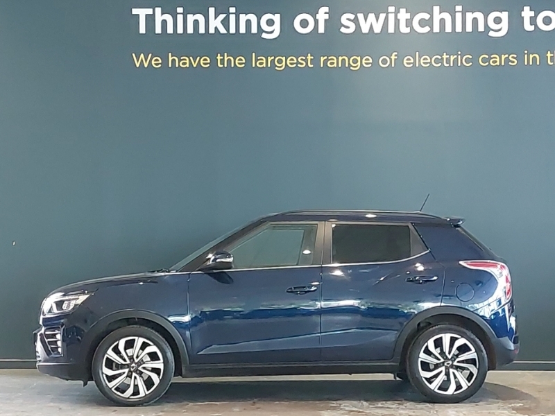 SsangYong Tivoli 1.5P Ultimate YY72AFV Blue #4
