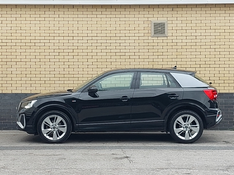 Audi Q2 30 Tfsi S Line CV21TUJ Black #4