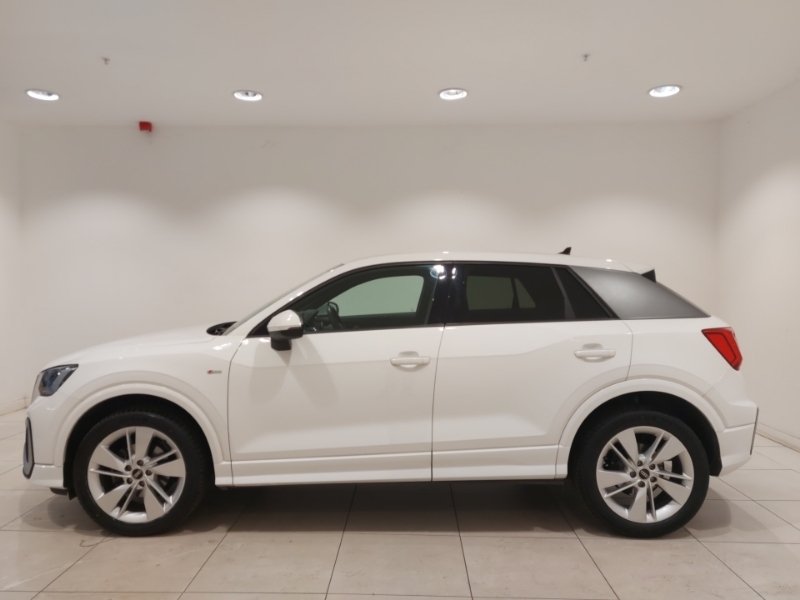 Audi Q2 35 Tfsi S Line S Tronic ML22GGZ White #4