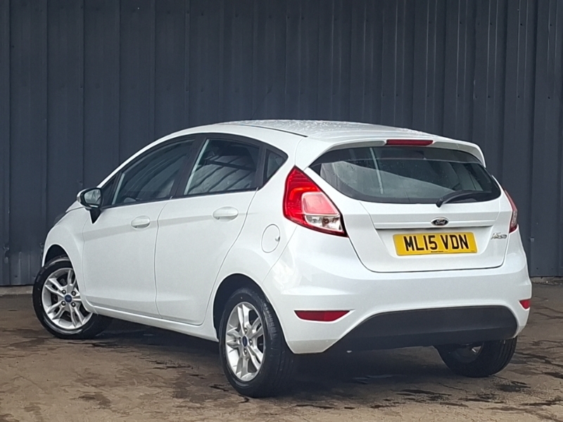Ford Fiesta 1.25 82 Zetec White #2
