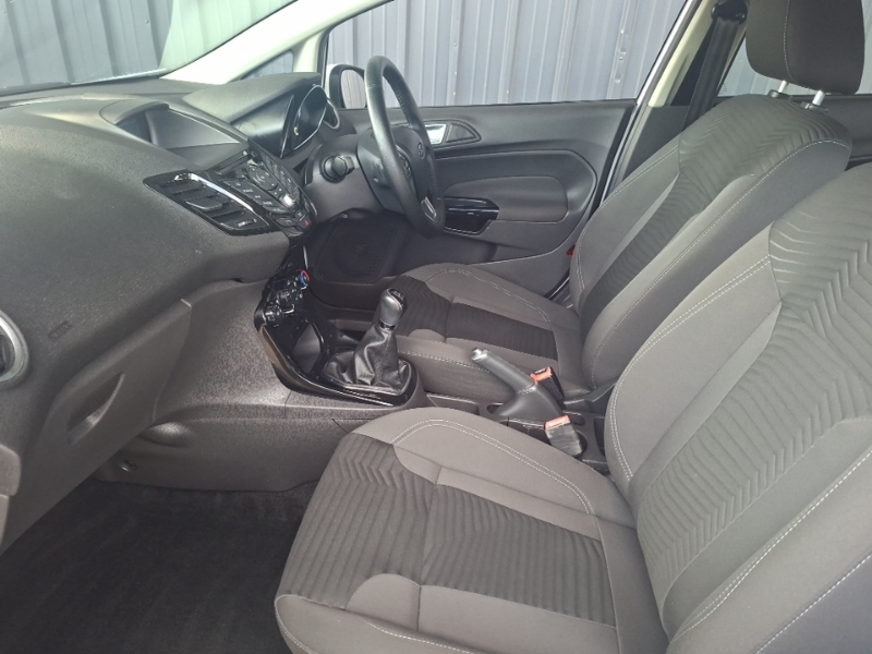 Ford Fiesta 1.25 82 Zetec White #5