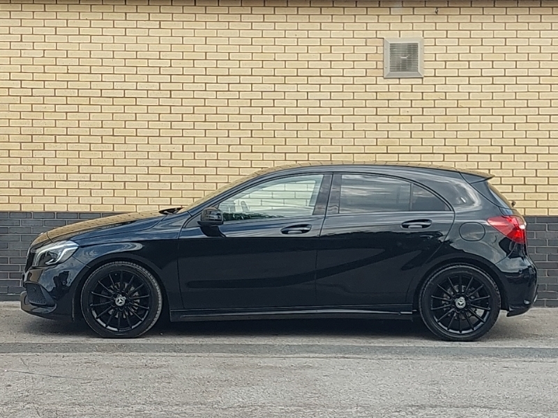 Mercedes-Benz A Class A200 Amg Line Premium CP67UMG Black #4