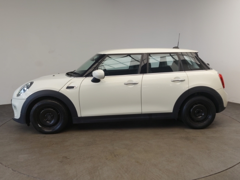 Mini Hatch 1.5 One Classic II Comfortnav Pack DN20MZU White #4