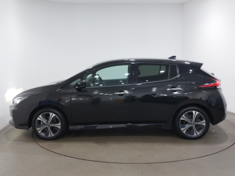 Nissan Leaf 110Kw Tekna 39Kwh DG22LLW Black #4