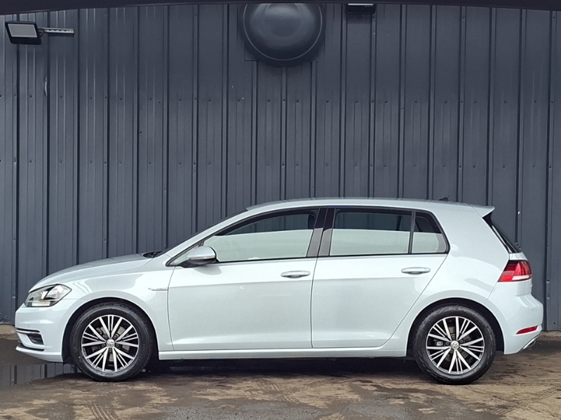 Volkswagen Golf 1.5 Tsi Evo Se Nav Dsg LX68RZU Silver #4