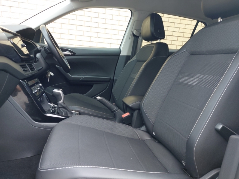 Volkswagen T-Cross 1.0 Tsi 110 Black Edition Dsg MJ23FYA White #5