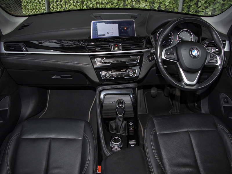 BMW X1 Sdrive 18D Xline Grey #5
