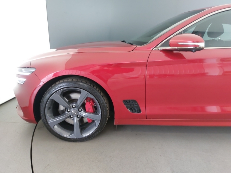 Genesis G70 2L Sport Red #19