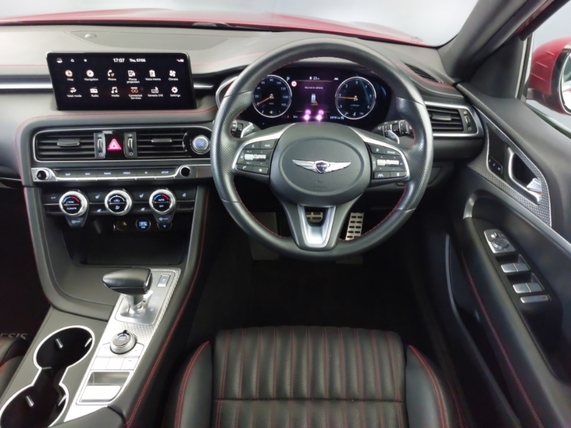 Genesis G70 2L Sport Red #8