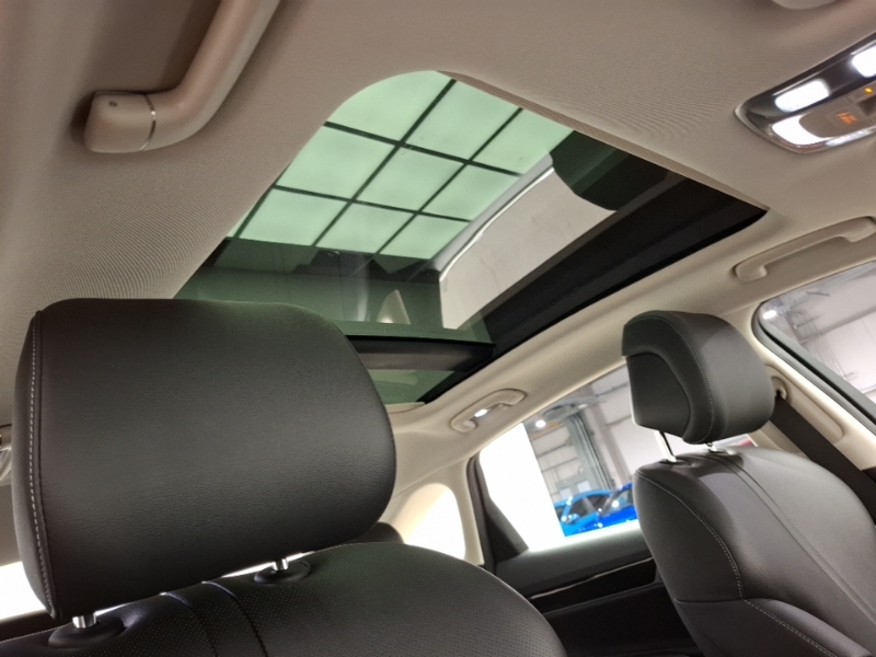 Genesis G80 2.2D Premium Line Black #16