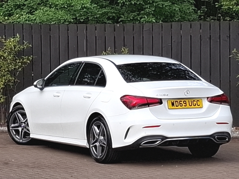 Mercedes-Benz A Class A180d Amg Line Executive WD69UGC White #2