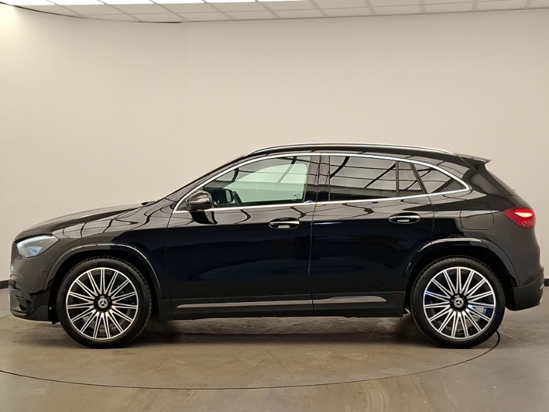 Mercedes-Benz GLA Class Gla 200 Amg Line Premium YK25BRF Black #4
