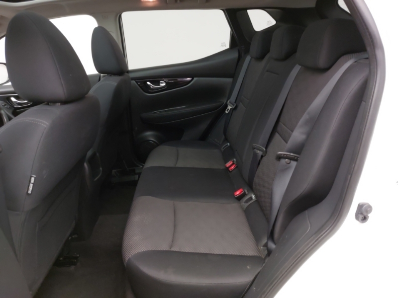 Nissan Qashqai 1.5 Dci N-tec SR15LVG White #6