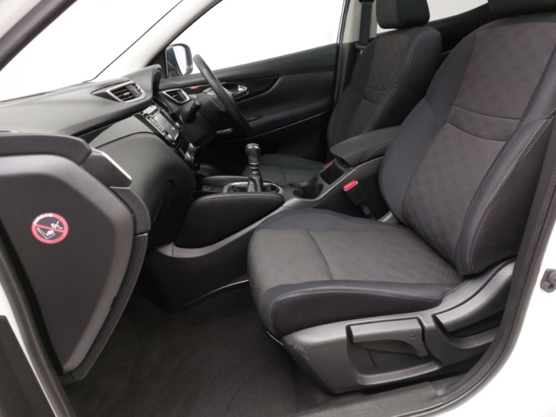 Nissan Qashqai 1.5 Dci N-tec SR15LVG White #5