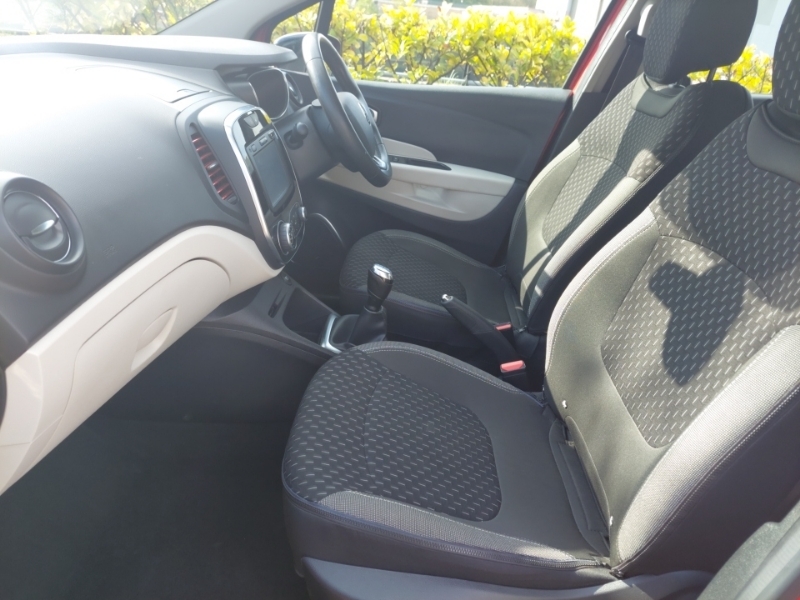 Renault Captur 1.5 Dci 90 Dynamique Nav SD18LZP Red #5