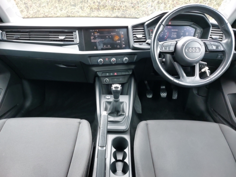 Audi A1 25 Tfsi Technik ND21XGN White #3