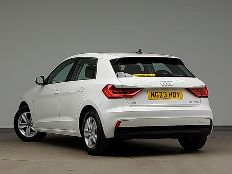 Audi A1 25 Tfsi Technik NJ23HDY White #2