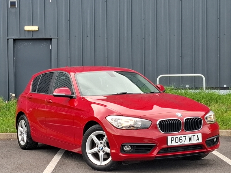 BMW 1 Series 118I 1.5 Se Nav Step Red