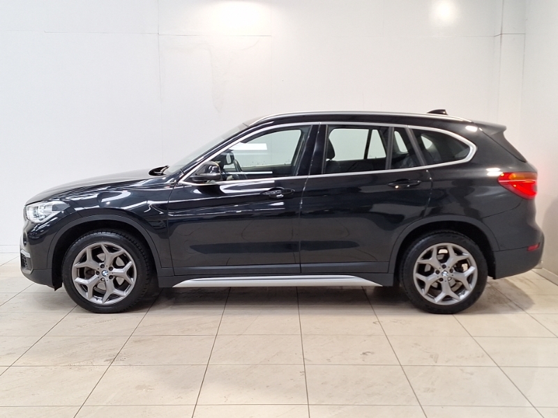 BMW X1 Sdrive 18I Xline EF19JVV Black #4