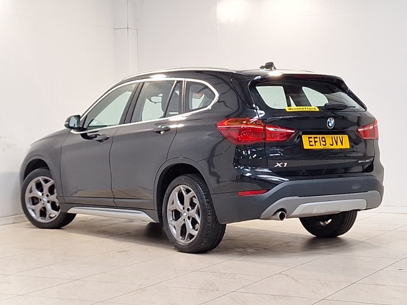 BMW X1 Sdrive 18I Xline EF19JVV Black #2