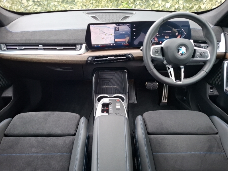 BMW X1 Sdrive 20I Mht M Sport Step ME25OGJ White #3
