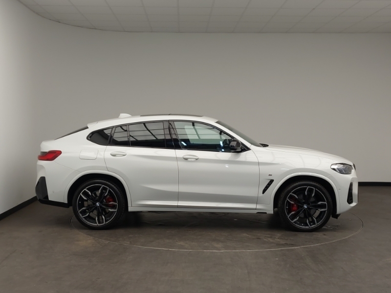 BMW X4 Xdrive M40i Mht White #3