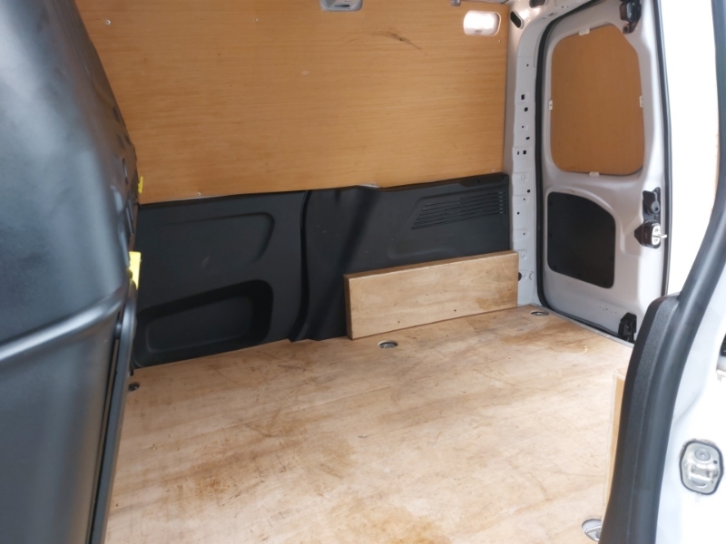 Citroen Berlingo 1.5 Bluehdi 100Ps Van Enterprise SY74URG White #6