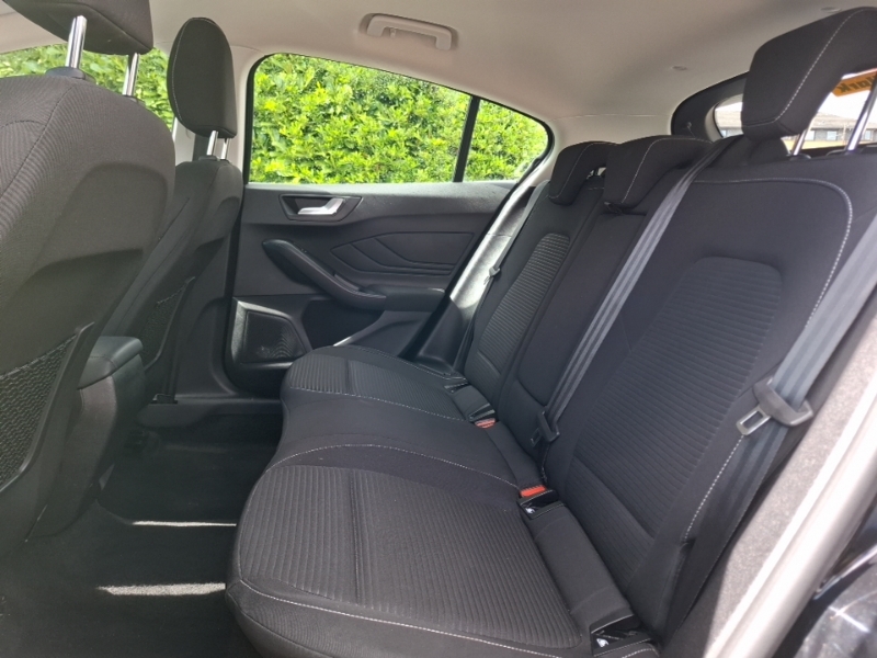 Ford Focus 1.0 Ecoboost Titanium SG23UZS Black #6