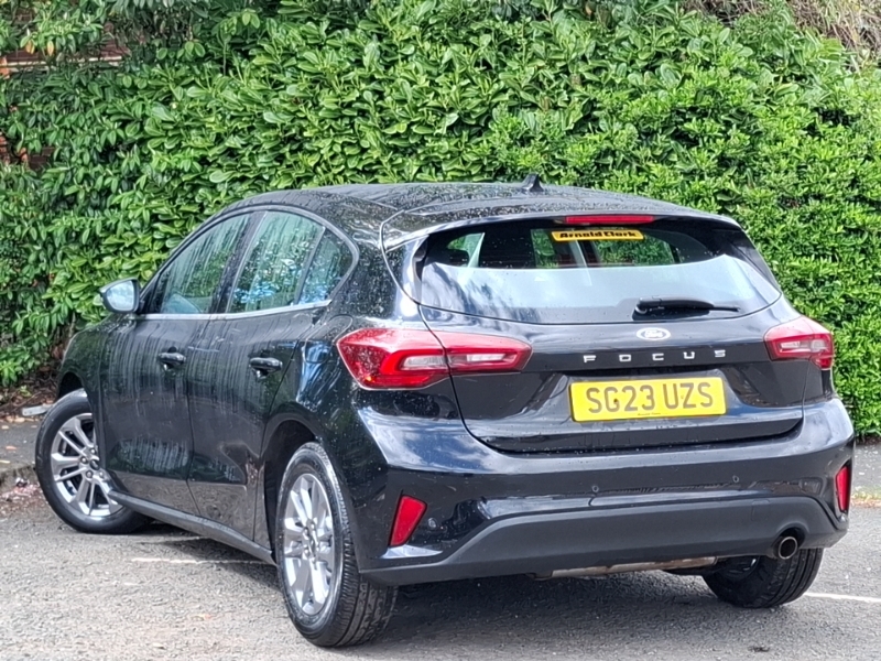 Ford Focus 1.0 Ecoboost Titanium SG23UZS Black #2