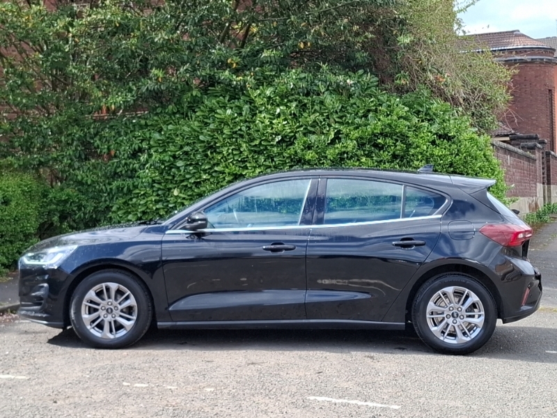 Ford Focus 1.0 Ecoboost Titanium SG23UZS Black #4